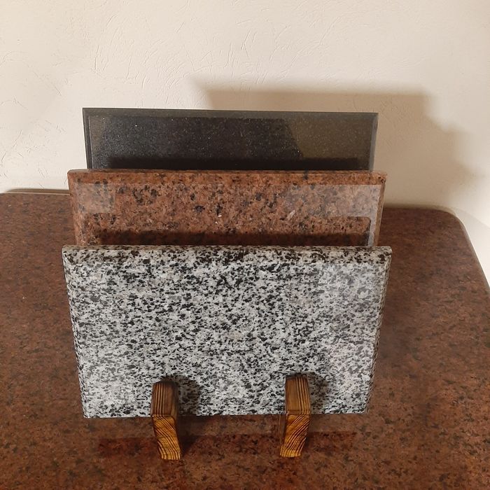 Кухонні дошки з натурального каменю.