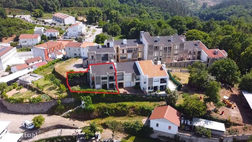 Moradia T4 (4 suites)- São Pedro do Sul