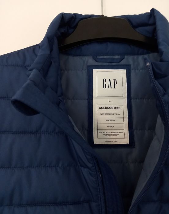 Жилет чоловічий GAP розмір XL на змійці, водовідштовхуючий