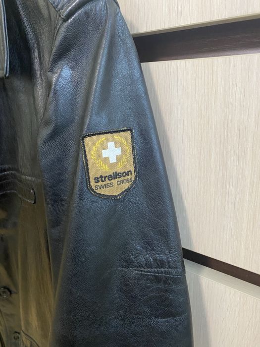 Шкіряна куртка Strellson