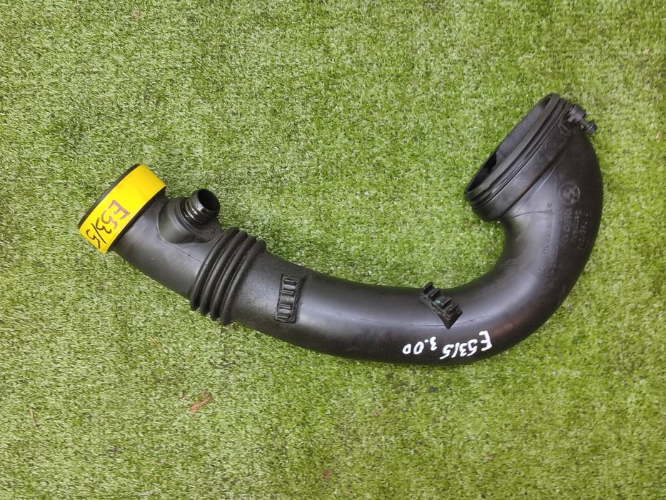 Патрубок воздушный BMW X5 E53 Е83 Е46 Е38 Е39 Е60 Е65 розходомера М57