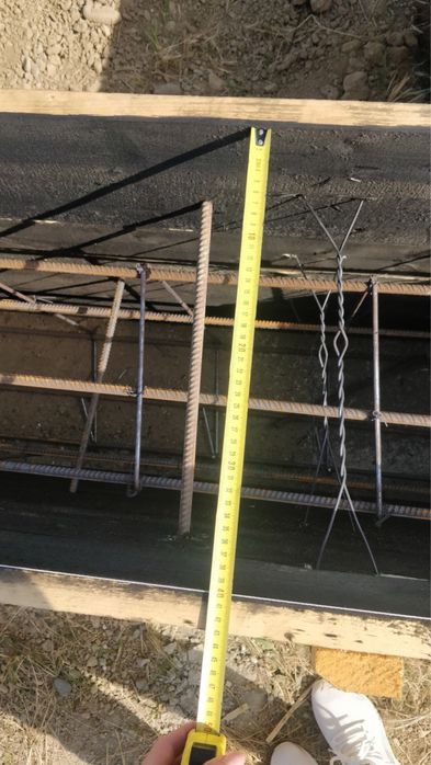 Продаж земельноі ділянки 19 соток з фундаментом та світлом /Виноградів