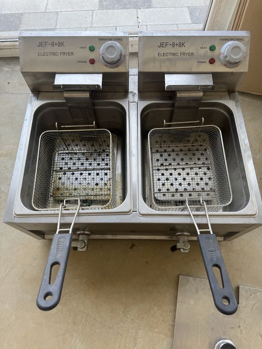 Професійна двосекційна фритюрниця 2×2,5 кВт | 220 В