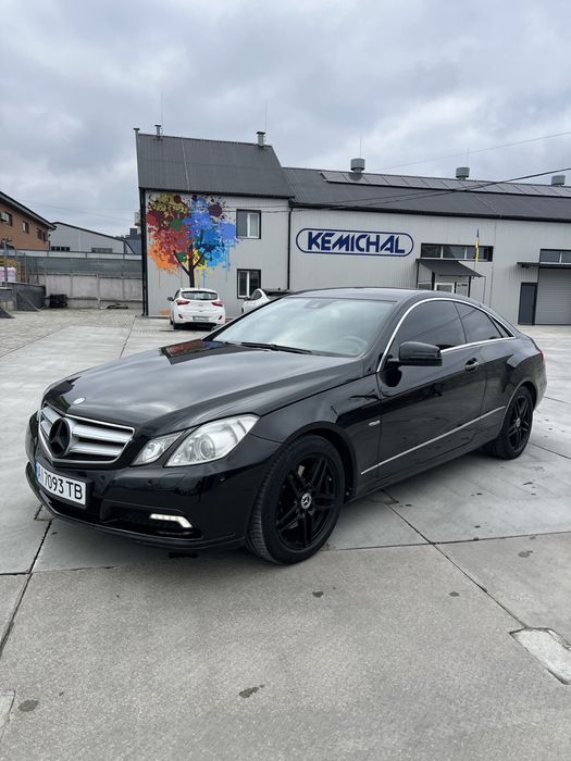 Mercedes-Benz E-Class Coupe