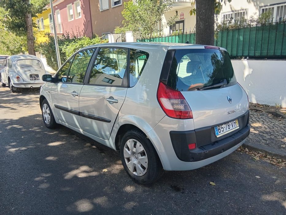 Renault Scenic 1.5 gasoleo — photo 2