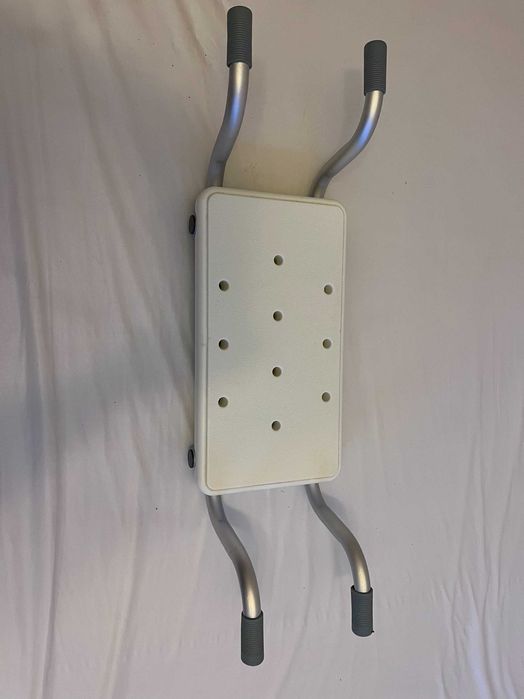 Ławeczka nawannowa z regulacją, siedzisko do wanny