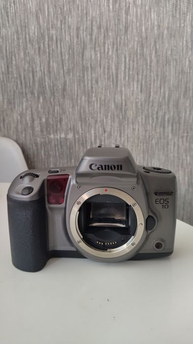 Плівкова фотокамера Canon EOS 10 EF Mount фотоапарат дзеркальний