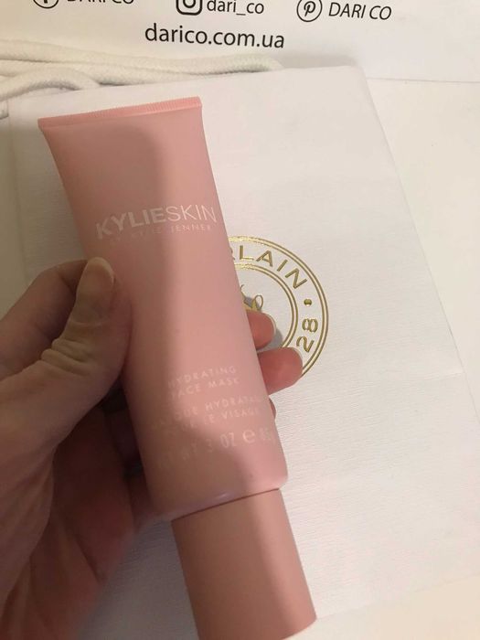 Набор по уходу за кожей Kylie Skin KYLIESKIN Кайли Скин пенка сыворотк