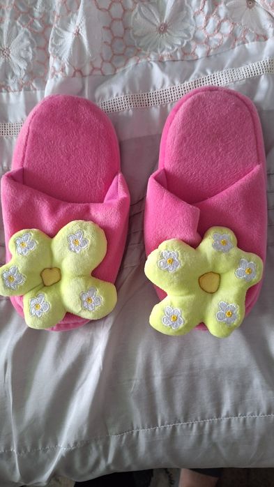 Sprzedam nowe kapcie