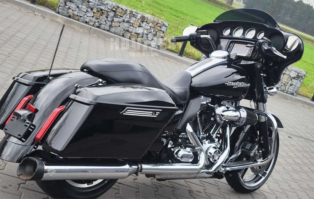 Harley Street Glide