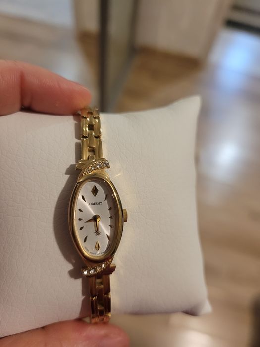 Кварцовий годинник Orient