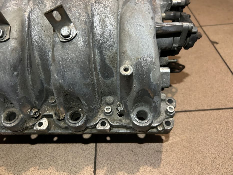 Kolektor ssący duża Przepustnica Audi A8 S8 D2 D3 A6 S6 C5 4.2 V8…