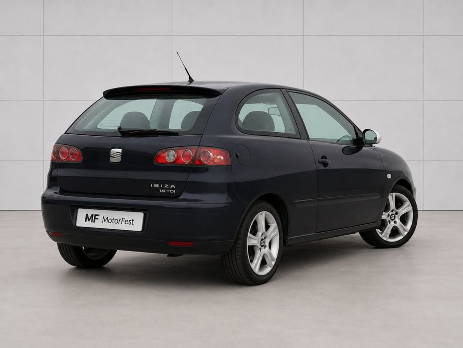 SEAT Ibiza 1.4 TDI — 2004 | 3 Portas — photo 5