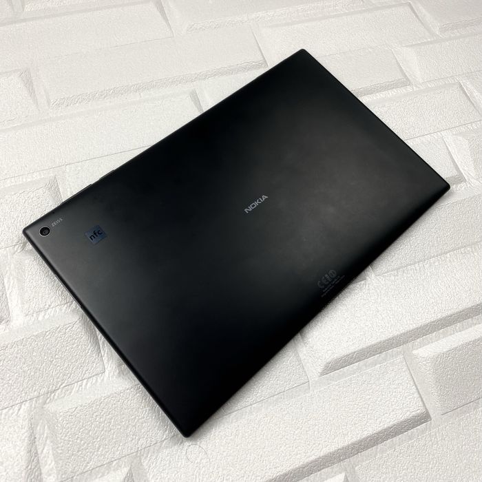 Nokia Lumia 2520 NFC Zeiss Windows RT планшет чорний Bluetooth Wi-Fi