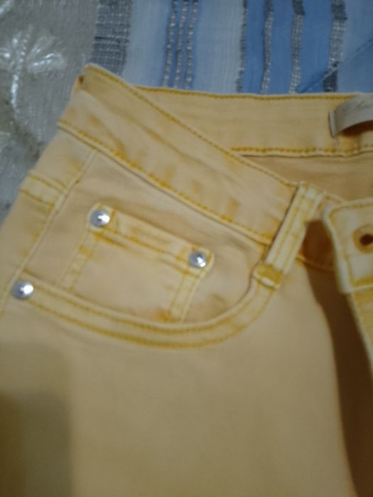 Vendo calças, tamanhos pequenos