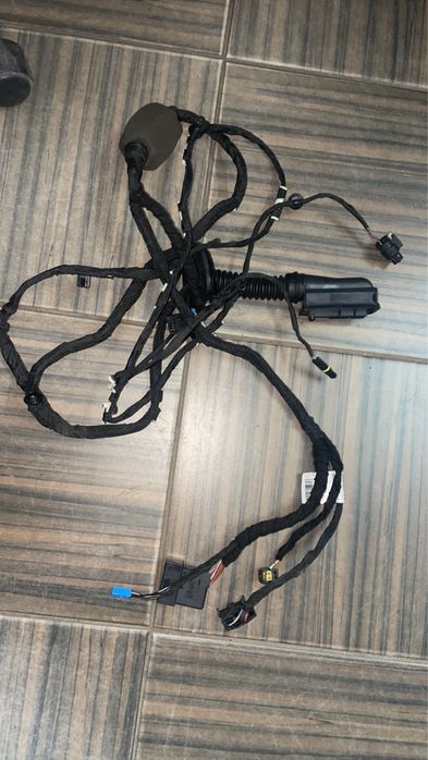 Проводка дверки G05 harman 5A5B6B2 фішка g06 g05 g07