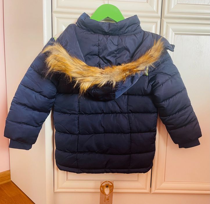 Зимова куртка для дівчинки
