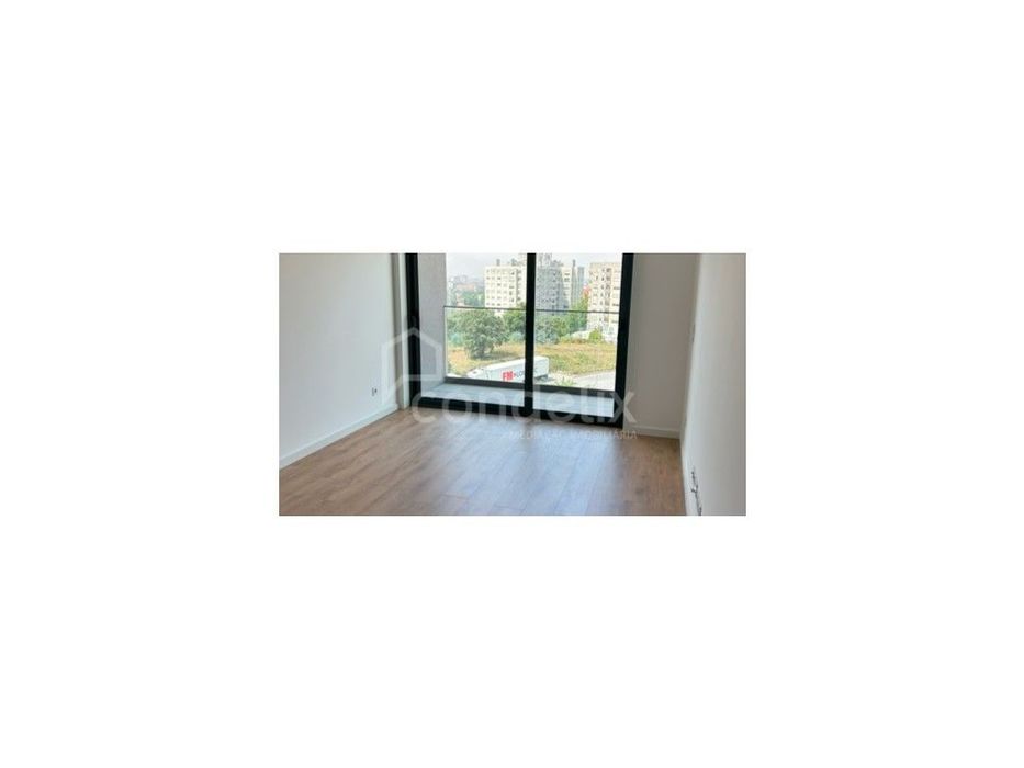 Apartamento T1 ao H. São João, Pedrouços