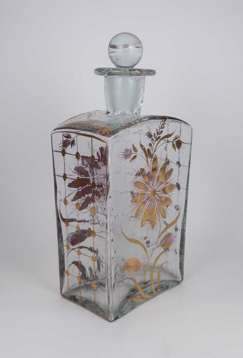 Garrafa antiga em vidro estilo D. Maria