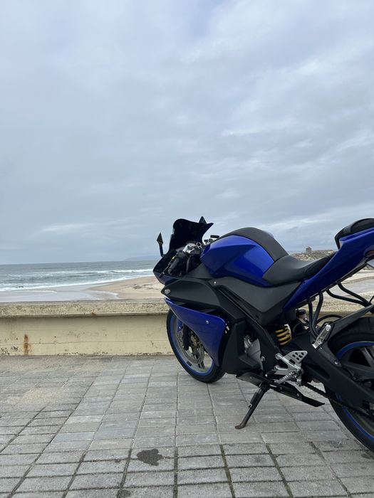 Yamaha yzf r125
