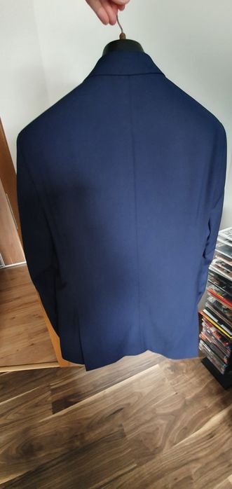 Garnitur slim fit