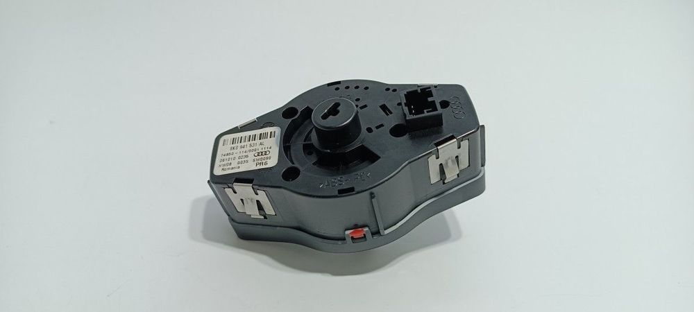 COMANDO DAS LUZES AUDI A4 BER. (B8) E