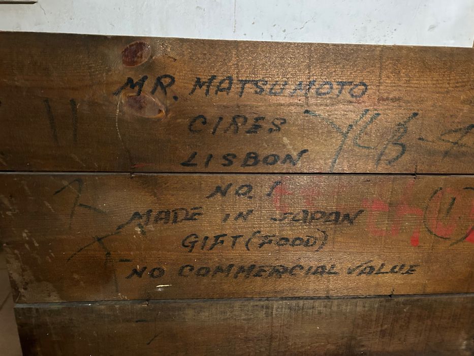 Caixote de madeira de transporte