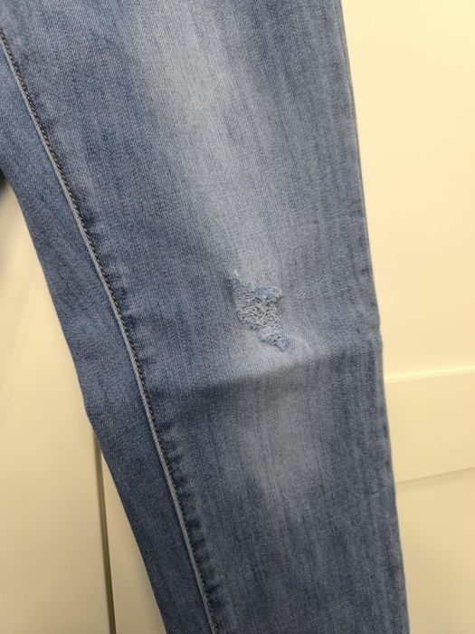 Spodnie jeansy wysoki stan skinny rurki dżinsy 10 M 38 szarpane nogawk