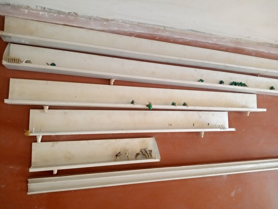 Карниз алюминий.