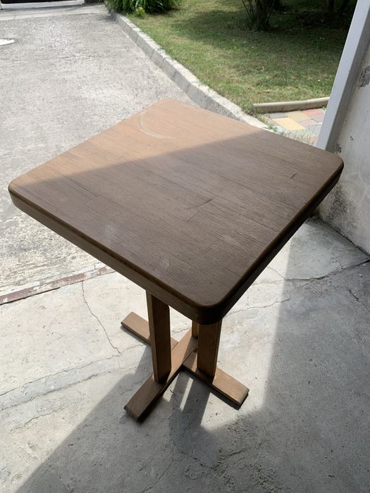 Столи деревʼяні для кавʼярні