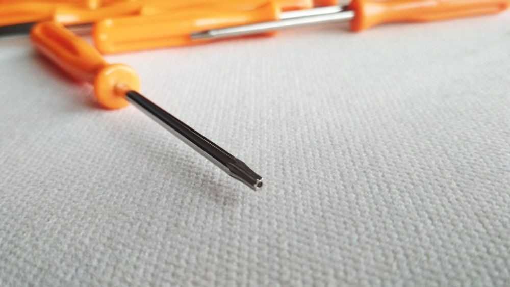 XBOX - TR8 Security Bit for XBOX Controllers64740941621763122