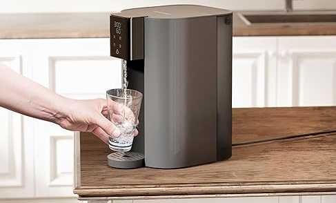 Dyspenser wody odwrócona osmoza z podgrzewaniem, nowy, nieużywany