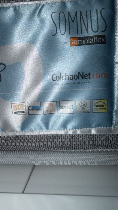 Cama/berço com colchāo Molaflex + gavetas