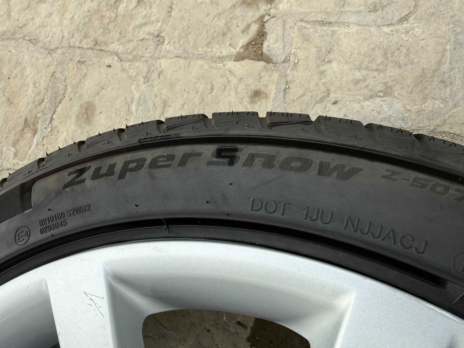 Комплект дисків з шинами Tesla Model S 5/120 R19 Колеса Тесла 245/45