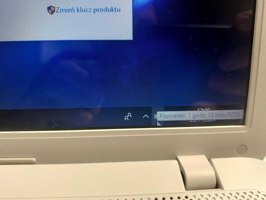 Laptop Toshiba 870D -10M - 17"