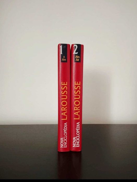 Coleção "Nova Enciclopédia Larousse" 1997