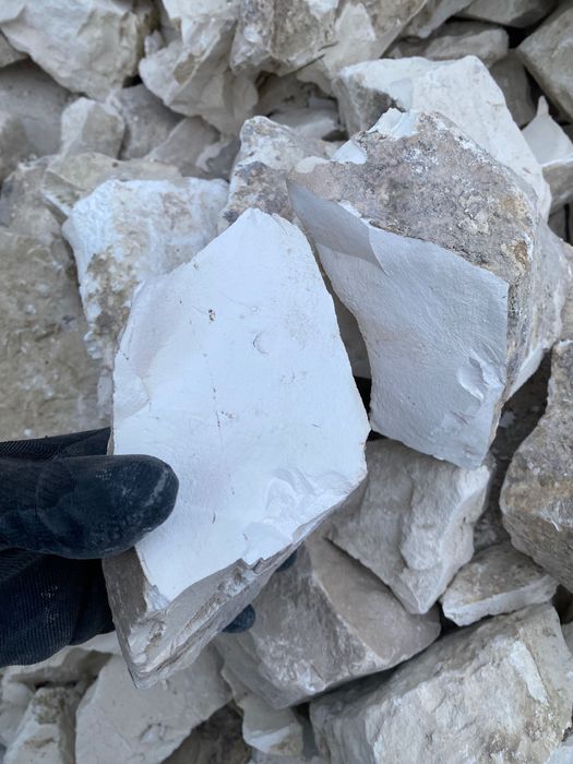 Продам вапно известь гашене, кускове не гашене та вапняне борошно