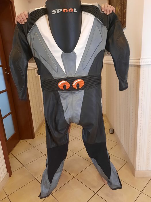 Kombinezon ze skóry