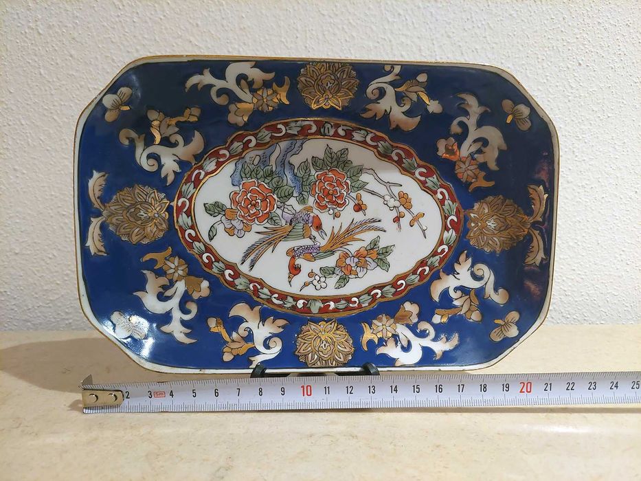 Travessa louça chinesa com decoração policromada