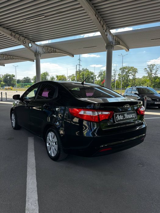 Продам Kia Rio 2013