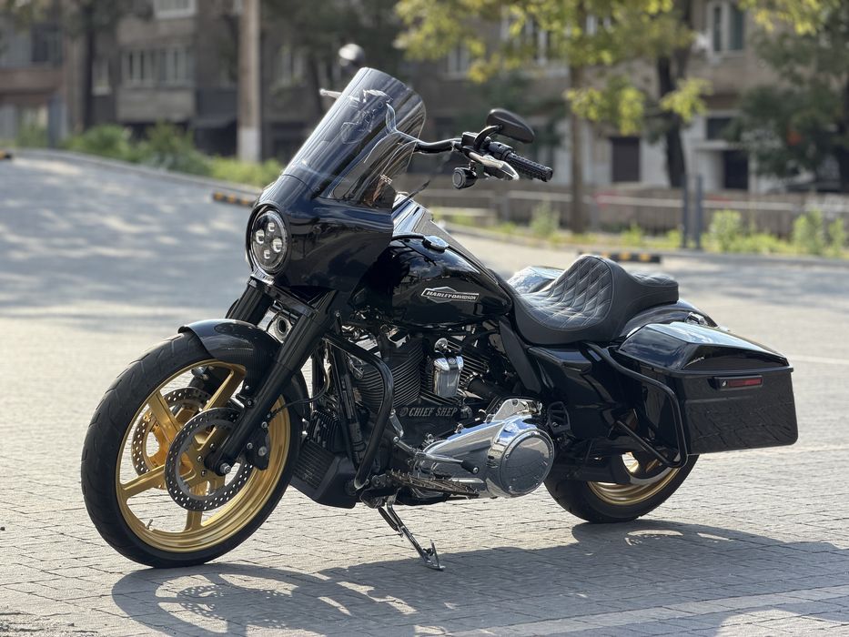 Harley-davidson road king