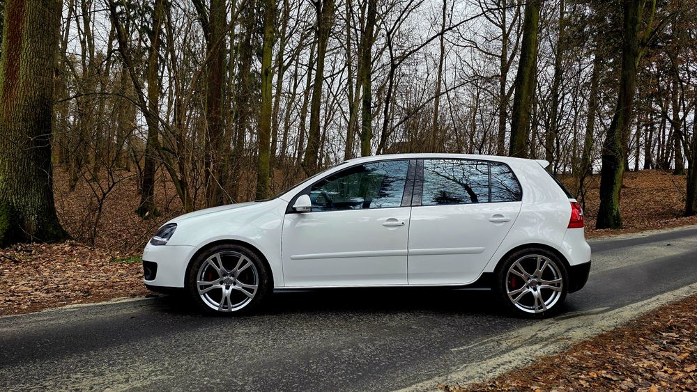 Volkswagen Golf V GTI 2.0 200KM  Wzorowy stan Pedantycznie utrzymany