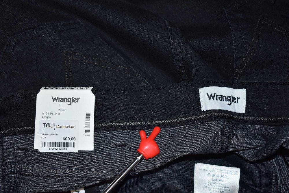 Spodnie Jeansy Wrangler Texas Stretch Jeans 36x32 Nowe