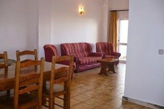 Férias em Albufeira - Apartamento Completo ou Estúdio e Quarto com WC Privativa - Jacuzzi no Terraço
