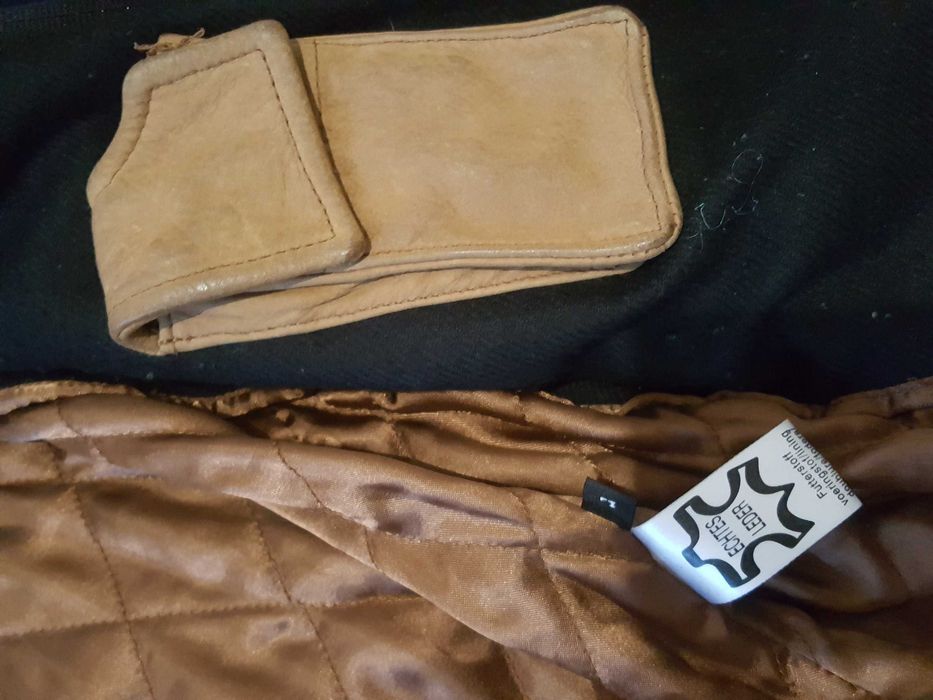 Куртка кожаная бренд Echtes Leder.