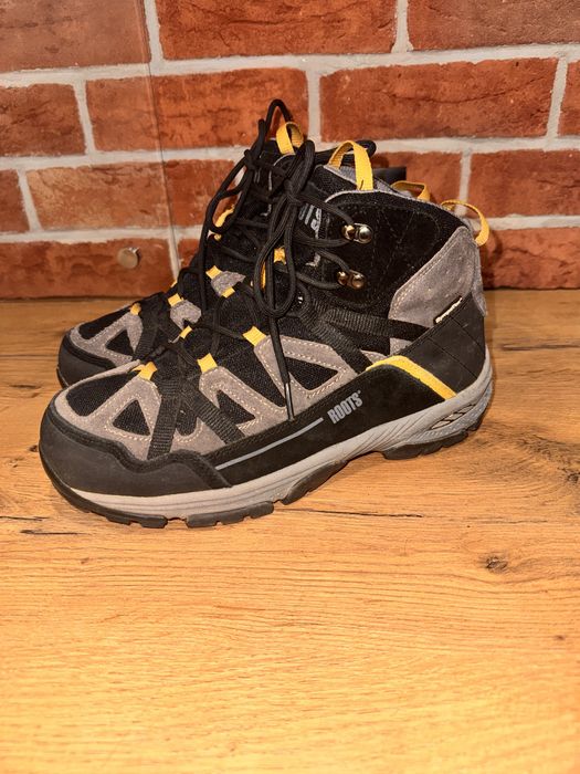 buty trekkingowe marki Roots