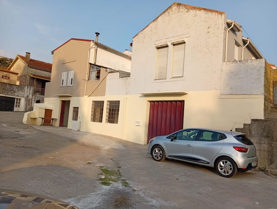 OPORTUNIDADE - Armazém Carvalhido
