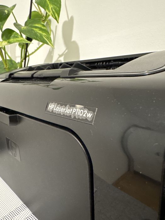 Принтер Hp Laserjet p1102w з WIFI