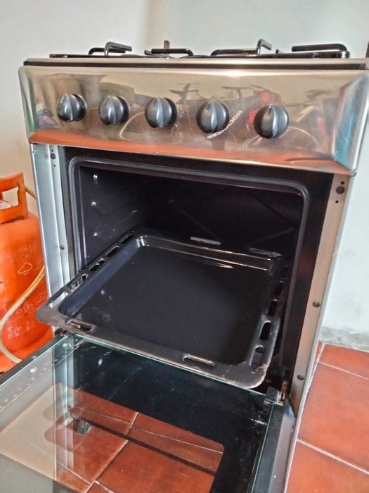 Fogão Meireles a gás - 4 bocas e forno