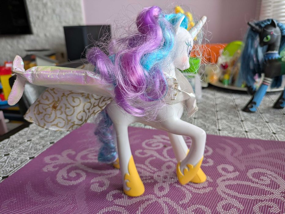 Interaktywne: Unikat My Little Pony Queen Chrysalis (Królowa Podmieńców) (Hasbro B00M3 - 2013r.) + Księżniczka Celestia (Hasbro A0633 2011r.)